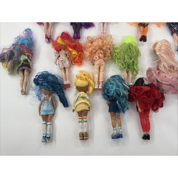 Rainbow High Doll Lot of 15 with Clothes Shoes Articulated Colorful Hair MGA - Picture 14 of 14
